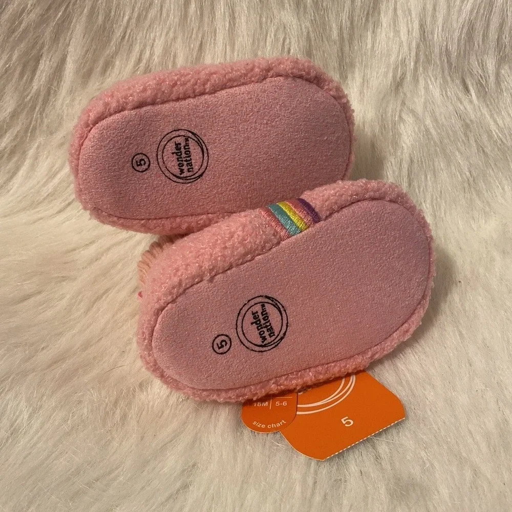 Wonder Nation Slippers Girl Size 5 Pink Fuzzy Rainbow Bootie Shoes 12-18 Months